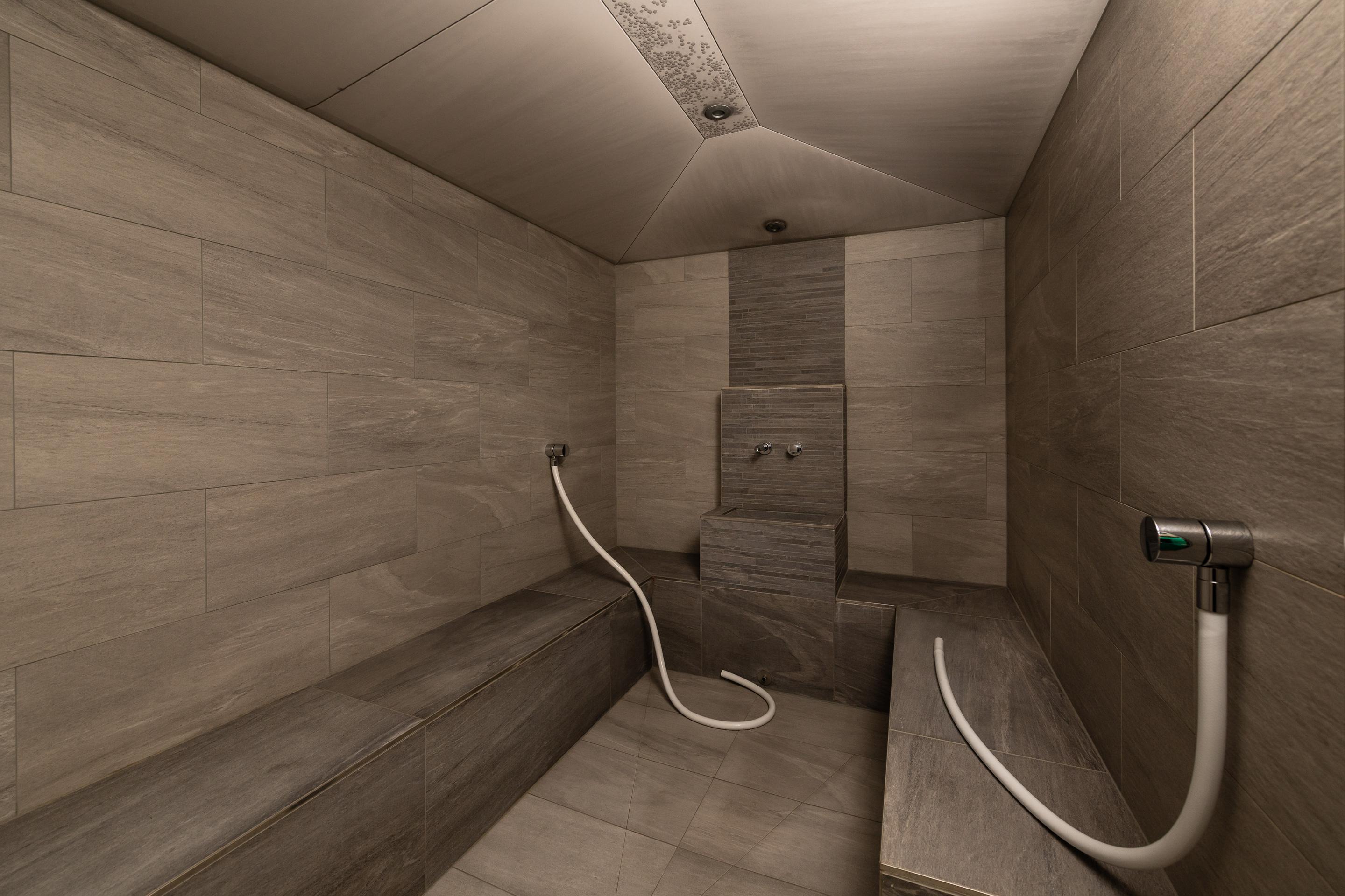 Aquatis Hotel Лозана Екстериор снимка