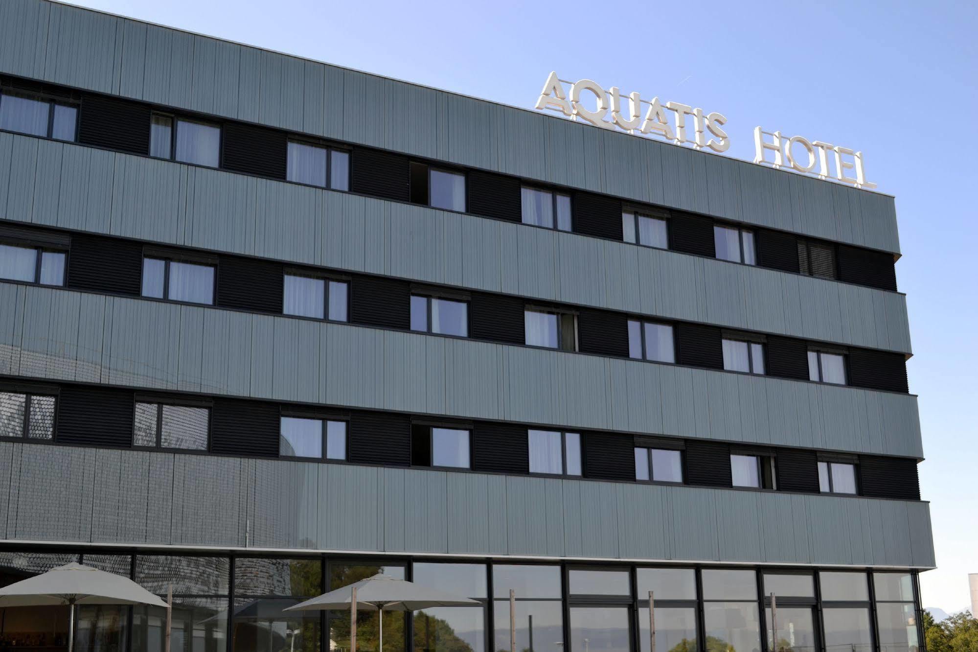 Aquatis Hotel Лозана Екстериор снимка